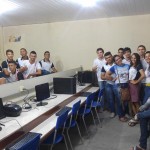 Alunos de Redes com o Laboratório já finalizado