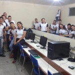 Alunos de Redes com o Laboratório já finalizado