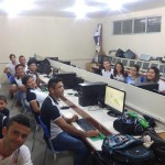 Alunos de Redes com o Laboratório já finalizado