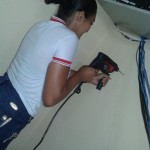 Gessica furando a parede